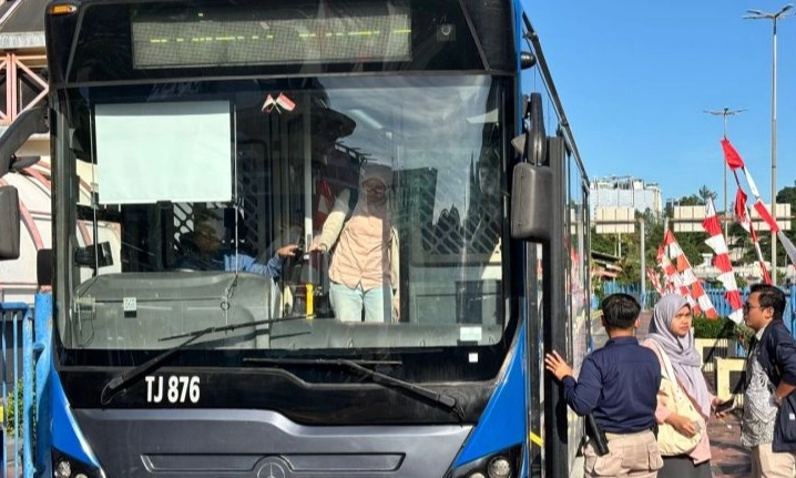 <p>Tangerang Ingin Perpanjangan Rute Transjabodetabek</p>