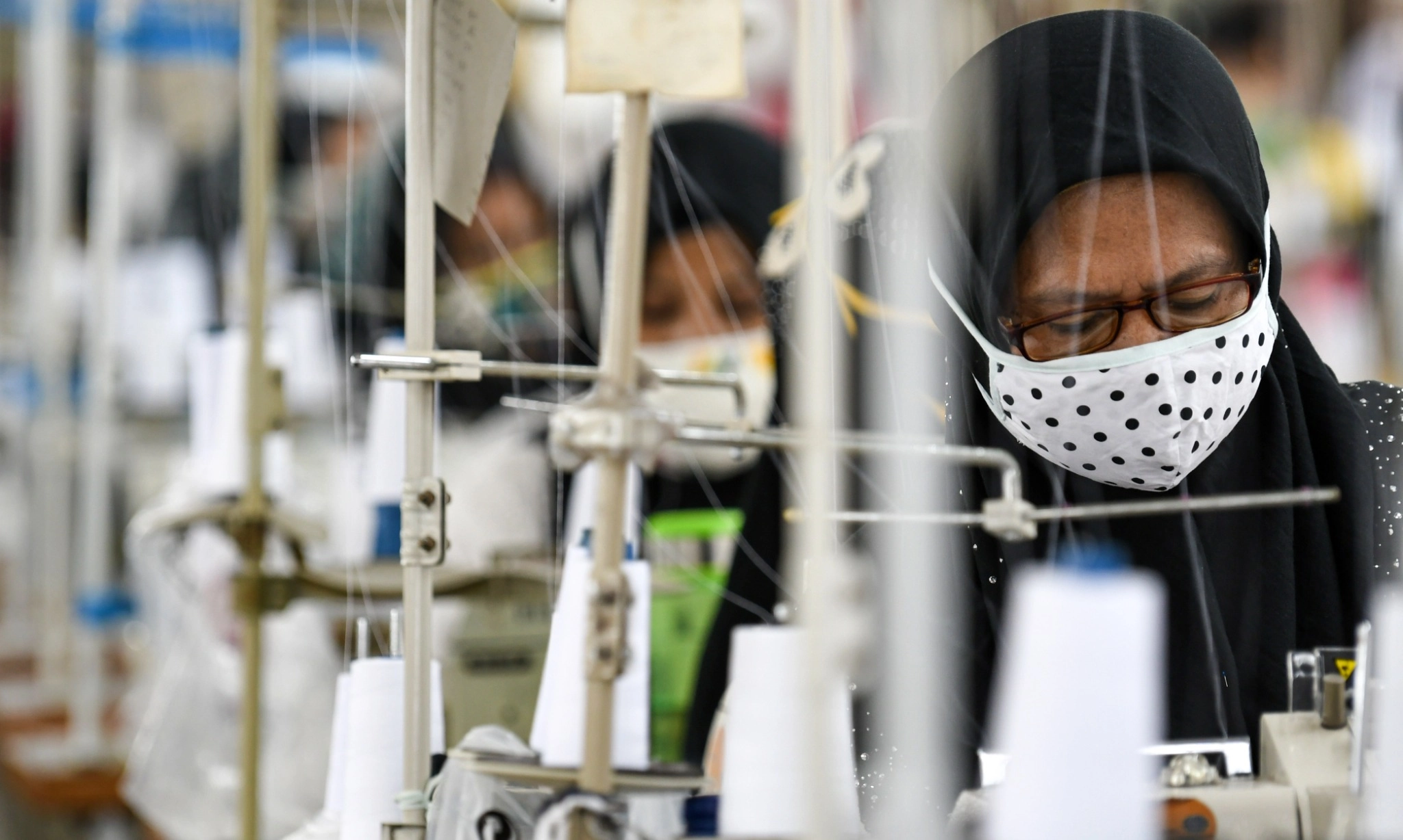 <p>Penyebab Rendahnya Partisipasi Angkatan Kerja Perempuan Di RI</p>