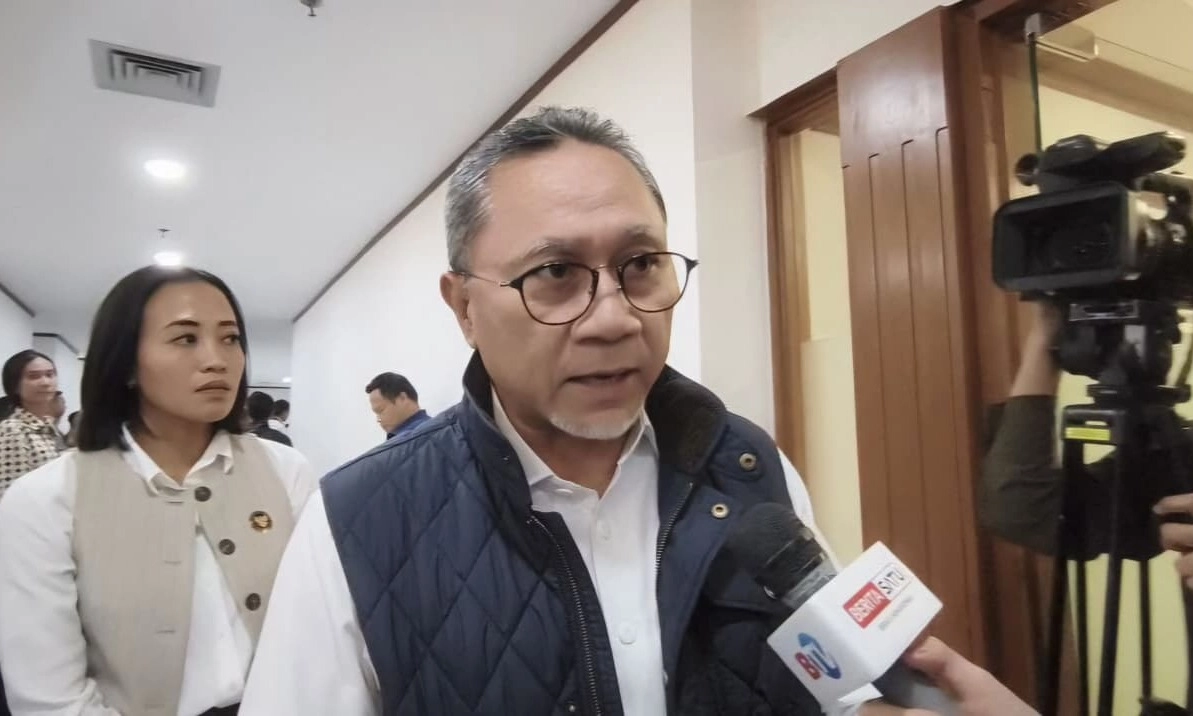 <p>Keppres 28/2025 Meluncur, Zulhas Bagi-Bagi Tugas Kelola MBG</p>