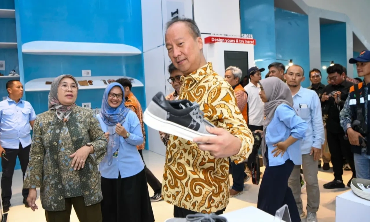 <p id="isPasted">Menperin: Gedung BPIPI Di Sidoarjo Perkuat Industri Alas Kaki Nasional</p>