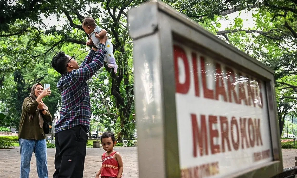 <p>Ranperda KTR Bukan Melarang Warga Merokok</p>