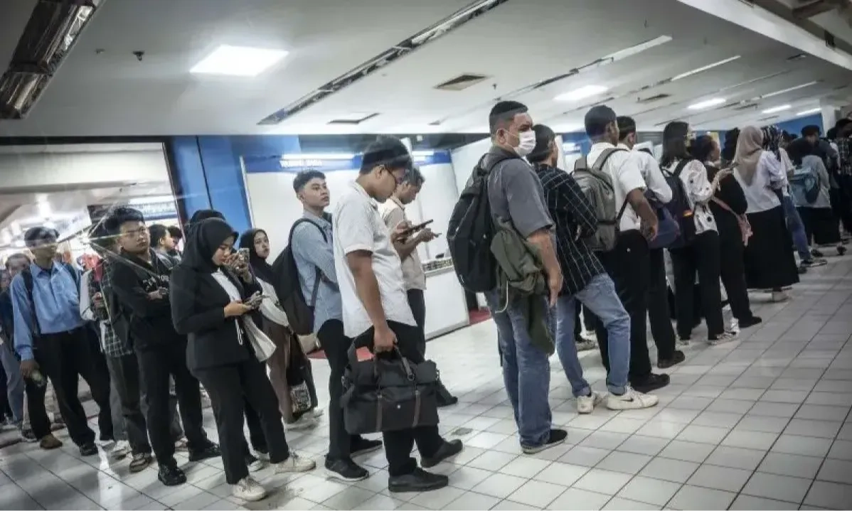 <p id="isPasted">Indef Beberkan Alasan Pertumbuhan Ekonomi Belum Maksimal Serap Tenaga Kerja</p>