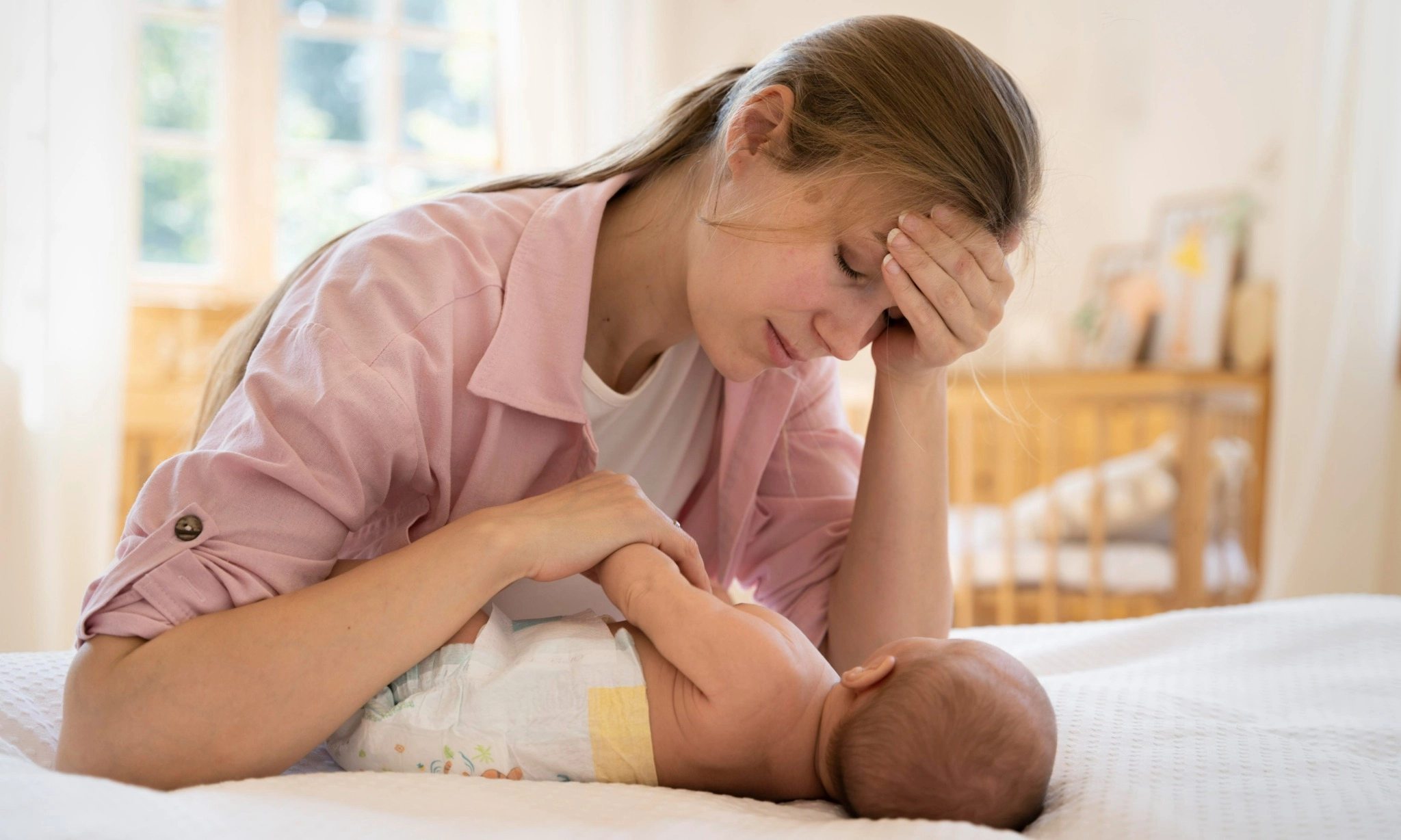 <p>Siasat Bagi Ibu Baru Cegah <em id="isPasted">Burnout</em> Dan Tetap Produktif</p>