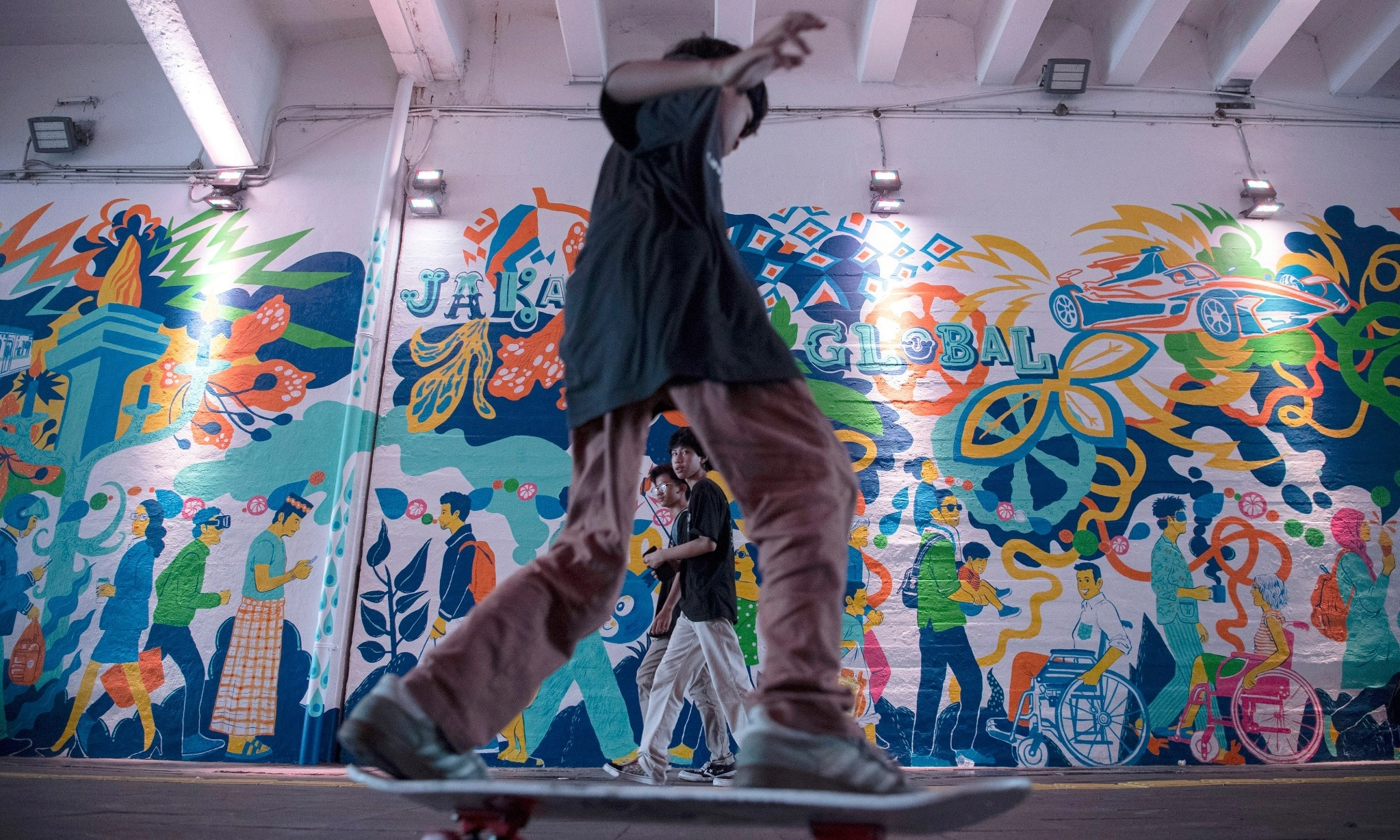 <p id="isPasted">Jakarta Naik Tiga Peringkat Di Tengah Ketidakpastian Global</p>