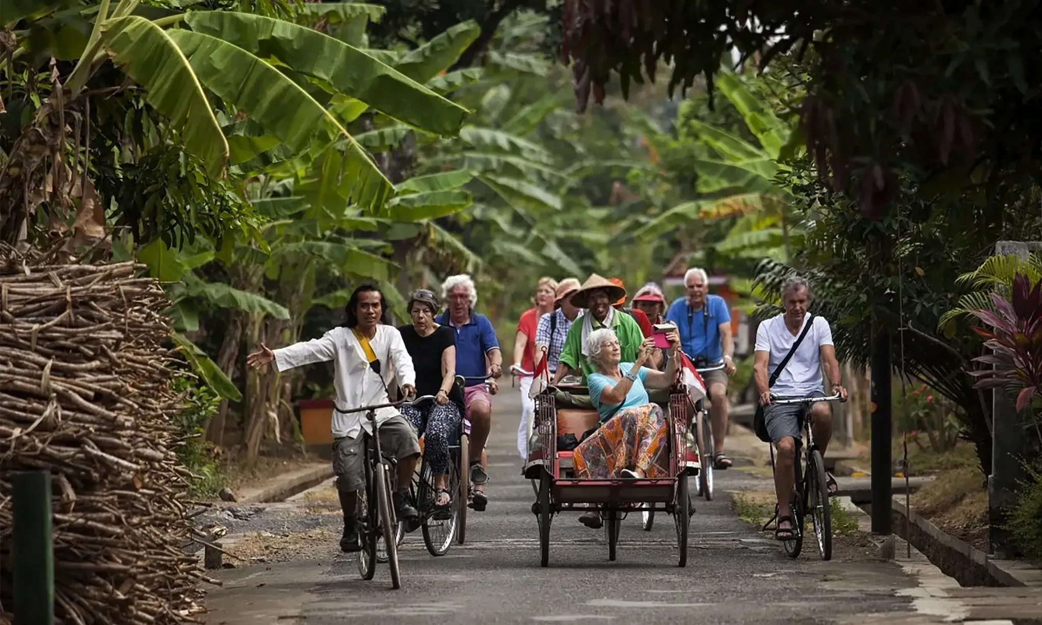 <p id="isPasted">7 Rekomendasi Destinasi Untuk <em>Slow Travel</em>, Dari Jambi Hingga Bali</p>