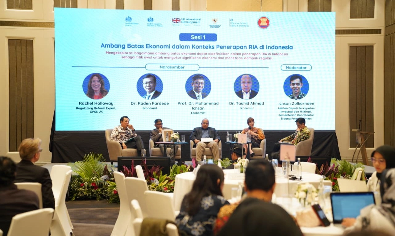 <p class="query-text-line ng-star-inserted" id="isPasted">Aksesi OECD, RI Perkuat Kebijakan Adaptif Melalui <em>Regulatory Impact Assessment</em></p>