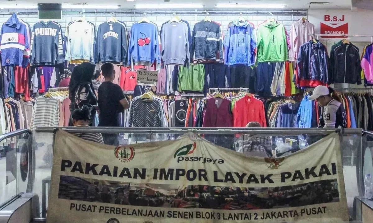 <p>Substitusi Baju Impor, Maman Siapkan 1.300 <em>Brand</em> Lokal Geser <em>Thrifting</em></p>