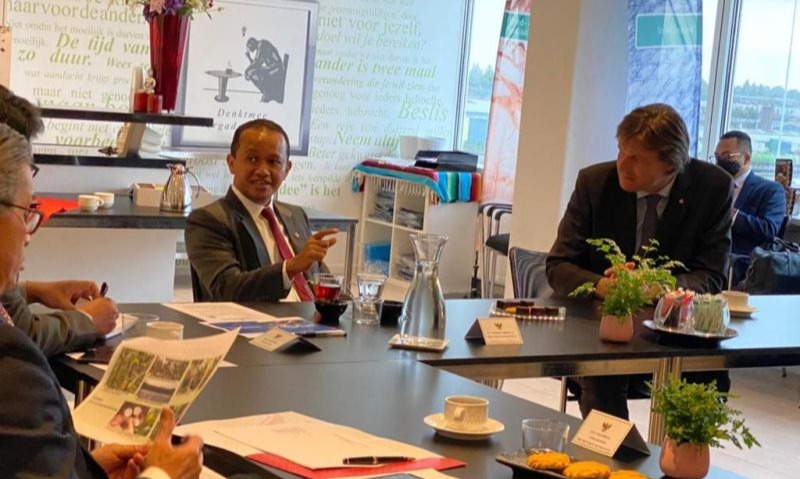 Temui Verstegen, Bahlil Siap Kawal Investasi Pala Di Fakfak