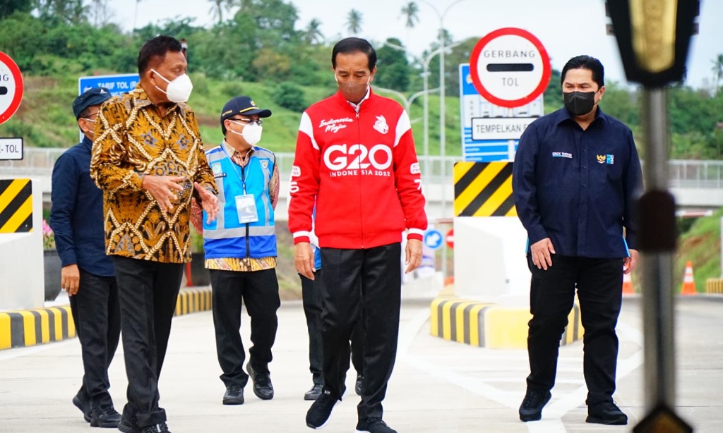 Jokowi : Jalan Tol Manado-Bitung Hanya 35 Menit