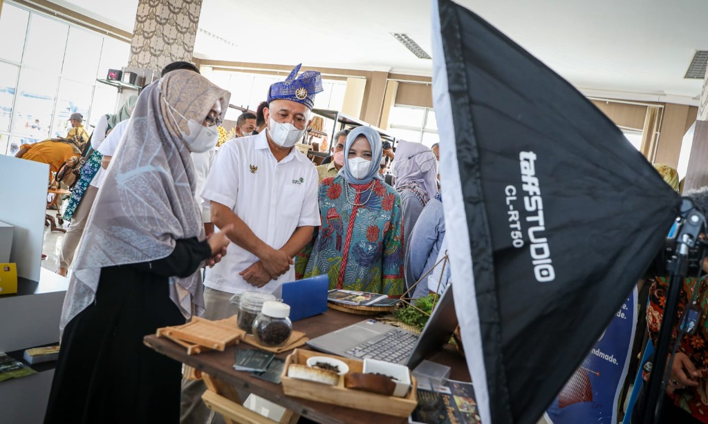 KemenkopUKM Resmikan PLUT-KUMKM Batam