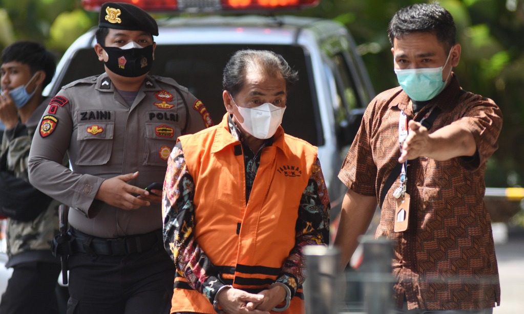 KPK Tuntut Bupati Banjarnegara 12 Tahun Penjara