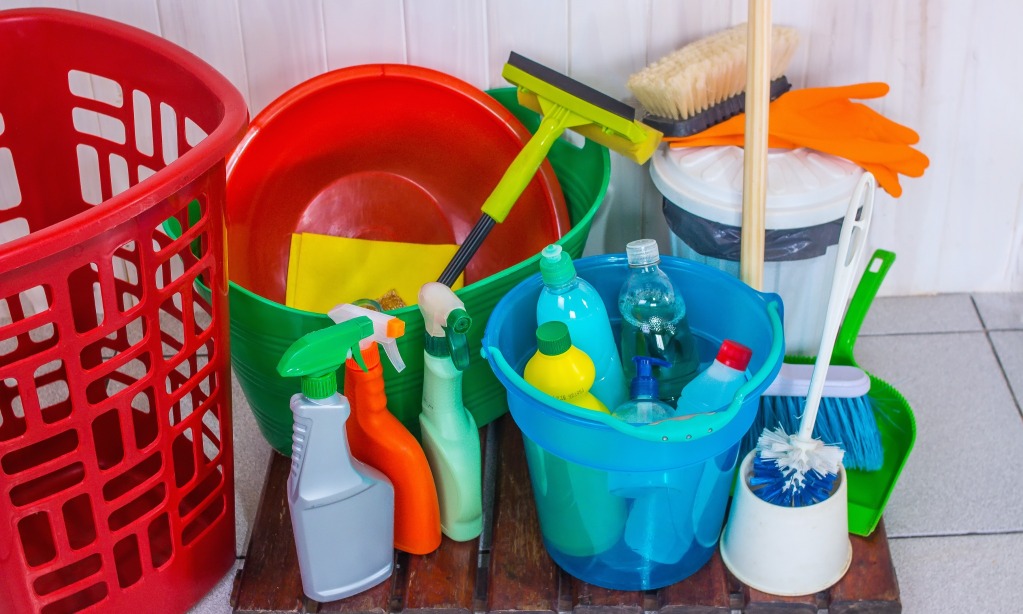 Mengulik Asal Mula Plastik