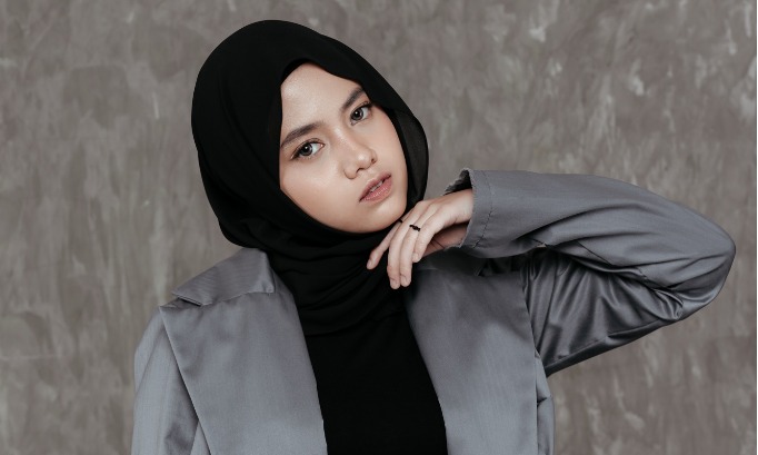 Penerimaan Atas Patah Hati Hanin Dhiya Di Lagu "Kembalilah Padanya"