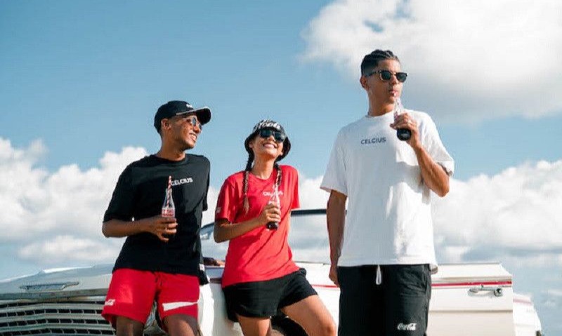 Celcius x Coca-Cola Hadirkan Koleksi Fesyen Terbaru
