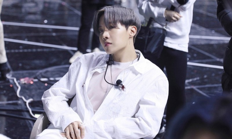 J-Hope BTS Cetak Sejarah Di Panggung Lollapalooza 2022