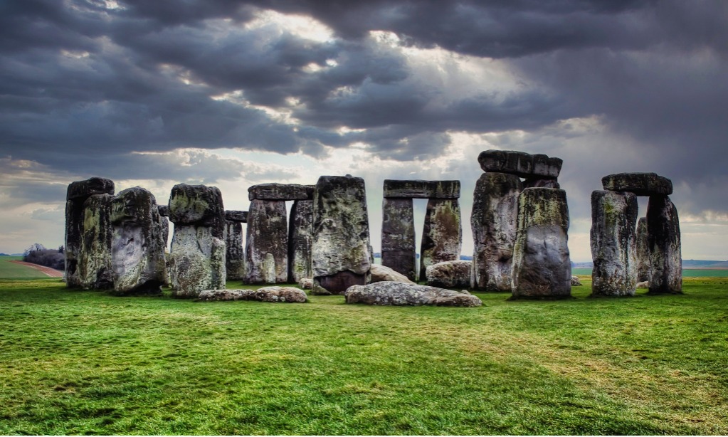 Menyambangi Stonehenge, Tumpukan Batu Raksasa Magis Di Inggris