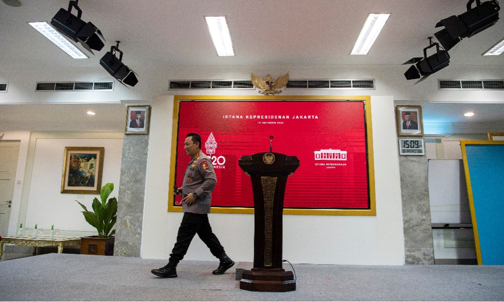 Presiden Minta Polri Kawal Pemda Hadapi Situasi Sulit