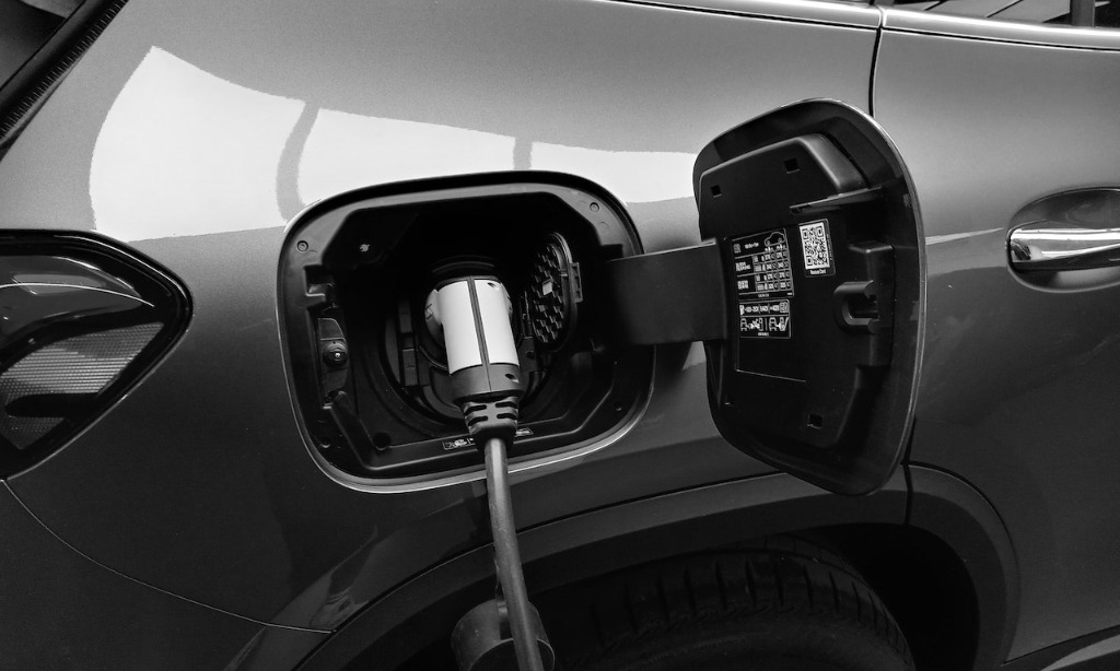 Korea Selatan Segera Punya Pengisi Daya Nirkabel Untuk Mobil Listrik