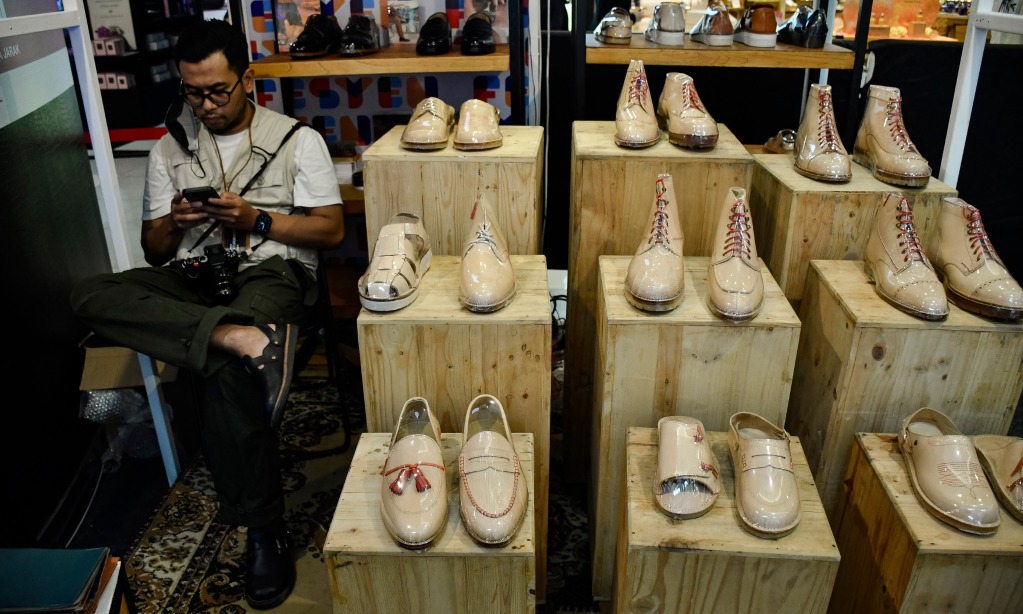 Gelar Pameran, KemenkopUKM Ajak ASN Belanja Produk UMKM