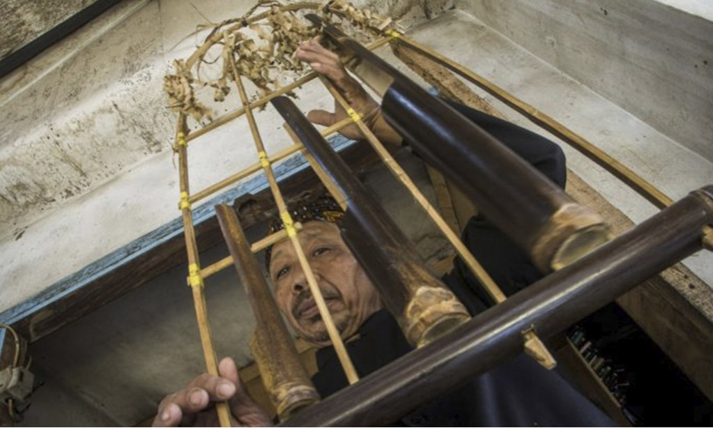 Serba-Serbi Angklung, Dari Sejarah Hingga Jenisnya