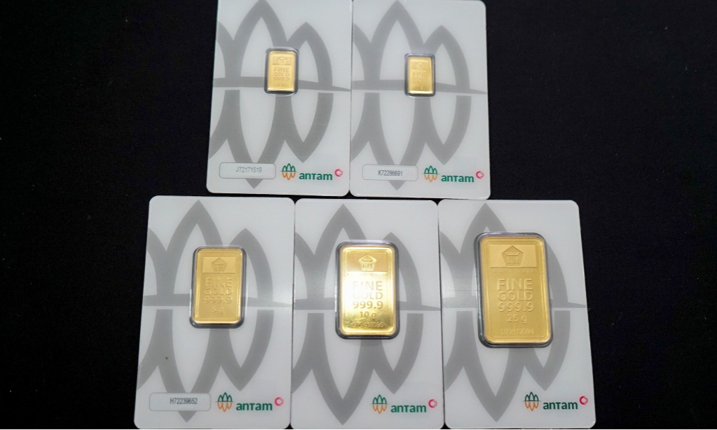 Turun Seribu, Emas Antam Dihargai Rp980.000/gram