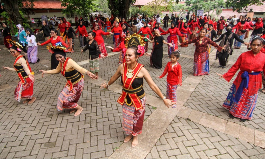 Mengenal Tari Yapong, Tari Suka Ria Asal Jakarta
