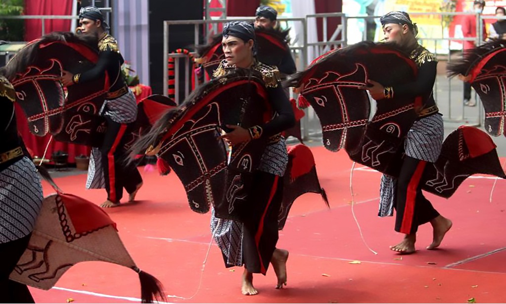 Kediri Pemilik Kesenian Jaranan Jowo