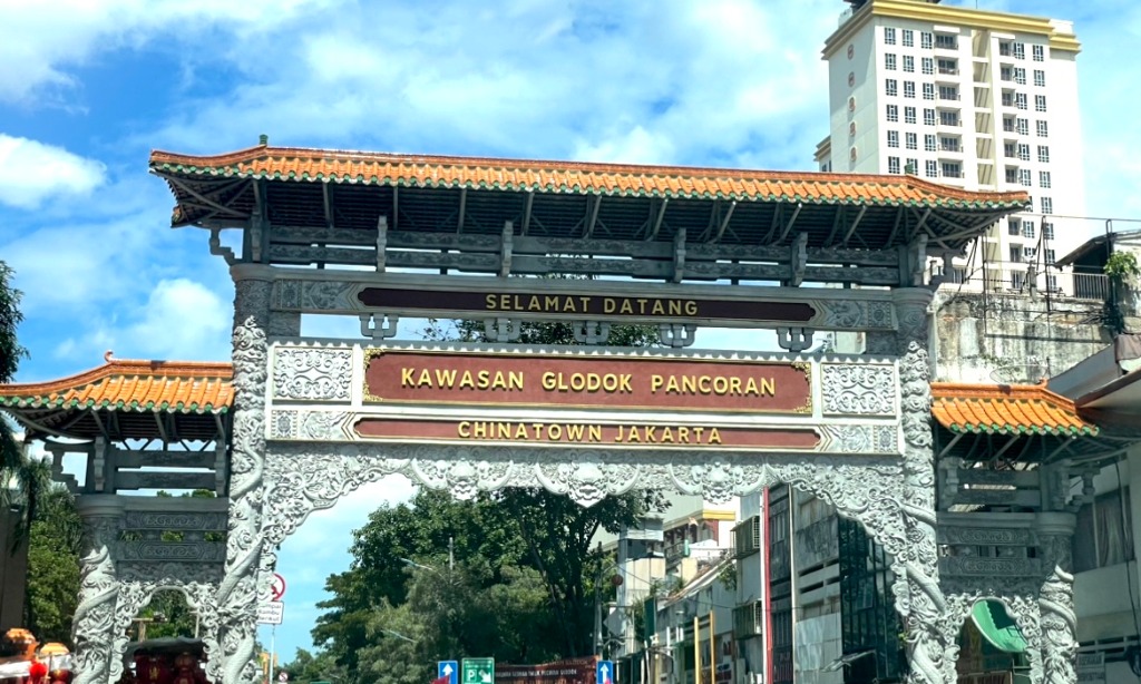 Jelajah Dan Jajan Pernak-Pernik Imlek Di Pecinan Glodok