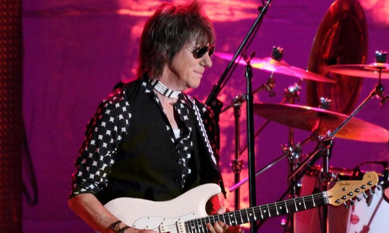 Gitaris Legendaris Jeff Beck Meninggal Dunia Karena Meningitis