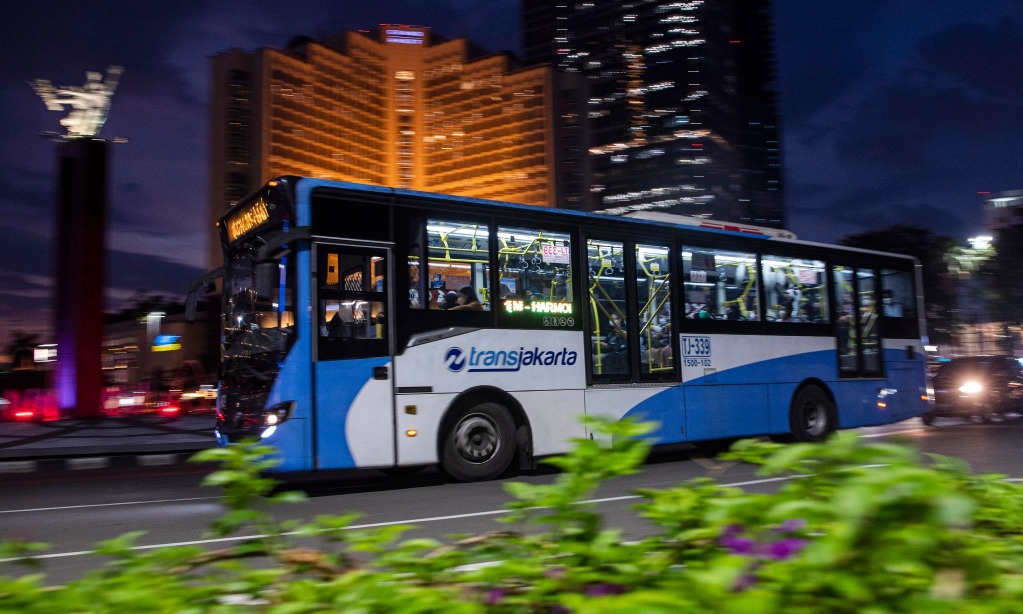 TransJakarta Didorong Rambah Bisnis Non Tiket