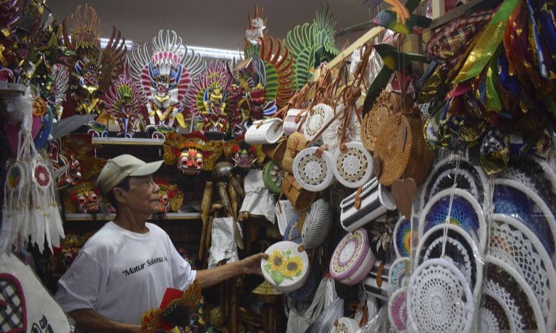 Pedagang Pasar Seni Sukawati Mulai Bangkit Usai Pencabutan PPKM