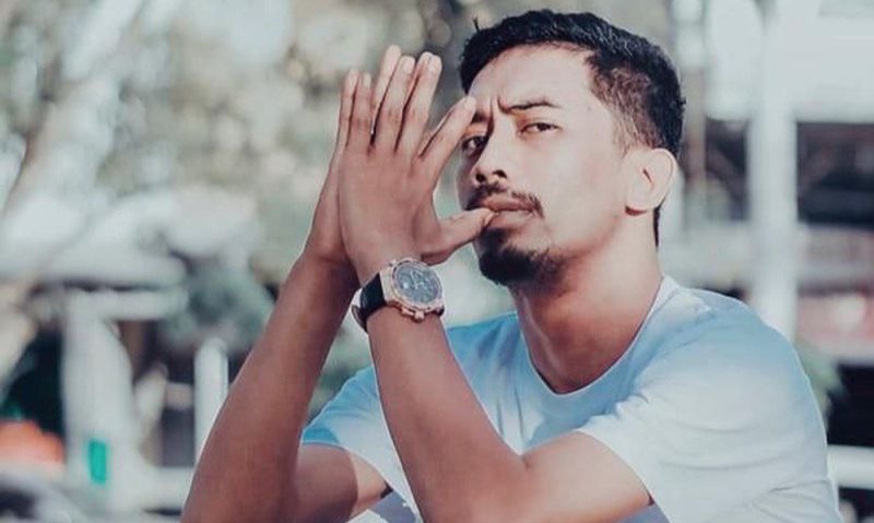 "Jujurly" Jadi Single Debut Lendra Cikicow