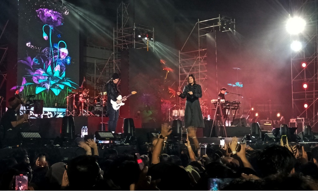 Polemik Ahmad Dhani Larang Once Bawa Lagu-lagu Dewa 19