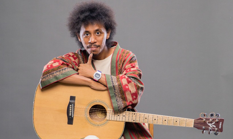 Lagu “Komang” Milik Raim Laode Pecahkan Rekor Spotify