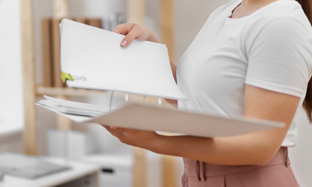 Tips Aman Menyimpan Dokumen Selama Mudik