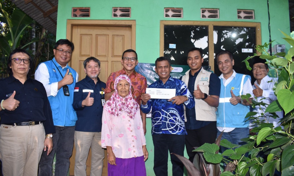 Lebih Dari 9.600 Rumah Di Jateng Terima Bantuan Pasang Listrik