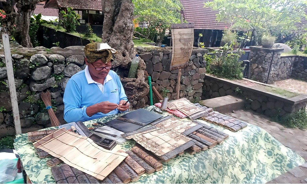 Adaptasi Desa Tenganan Menyintas Pandemi