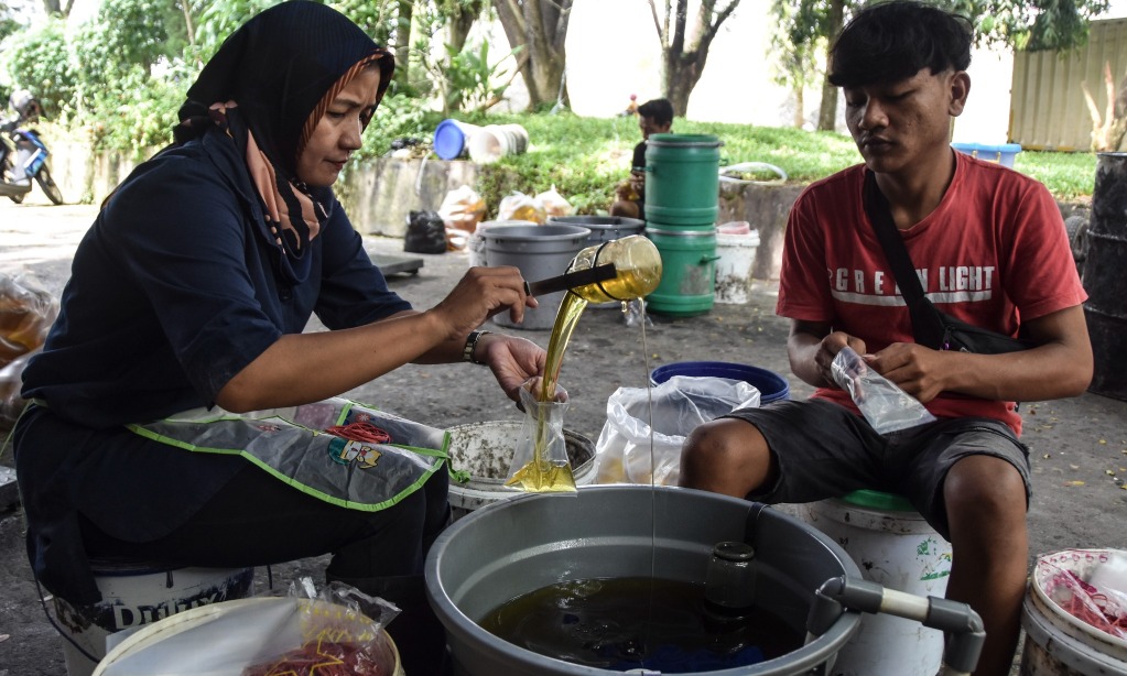 Legislator: Kemenperin Mesti Pidanakan 7 Perusahaan Migor Nakal