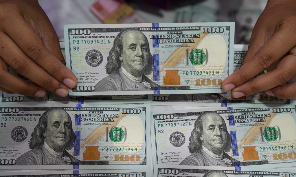 Dedolarisasi; Keharusan Atau Kelatahan?