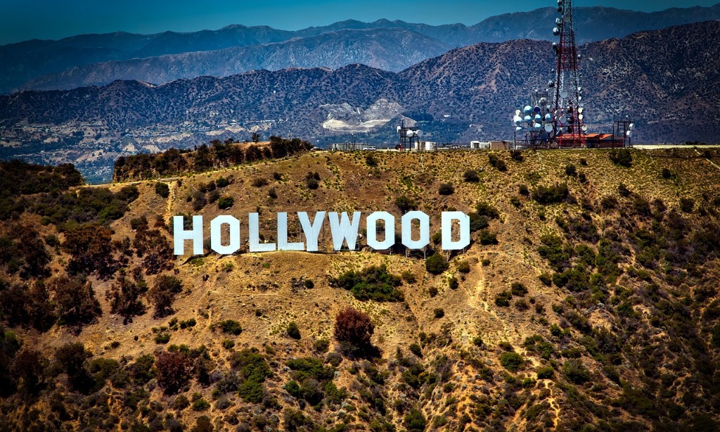 Soal Gaji Hingga Ancaman AI, Aktor Hollywood Mogok Massal