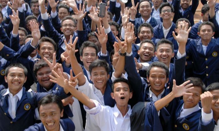 Pengamat Sebut Penyebab Tingginya UKT Kampus Negeri