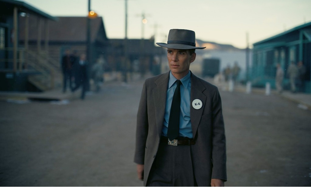 Barbie Dan Oppenheimer Kompak Di Puncak Box Office