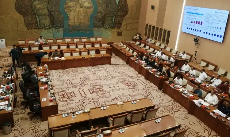 Jalankan Mandat Presiden, Bos Inalum Bongkar Manfaat Hilirisasi