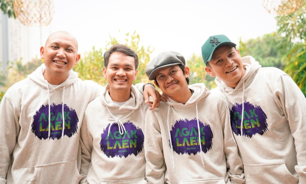 Dari Podcast, “Agak Laen” Berlanjut Ke Film