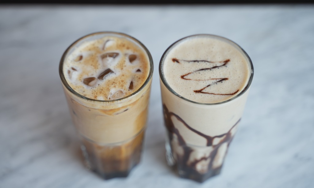 Menikmati Dinginnya Sajian Oatmilk Di PAUL Le Cafe