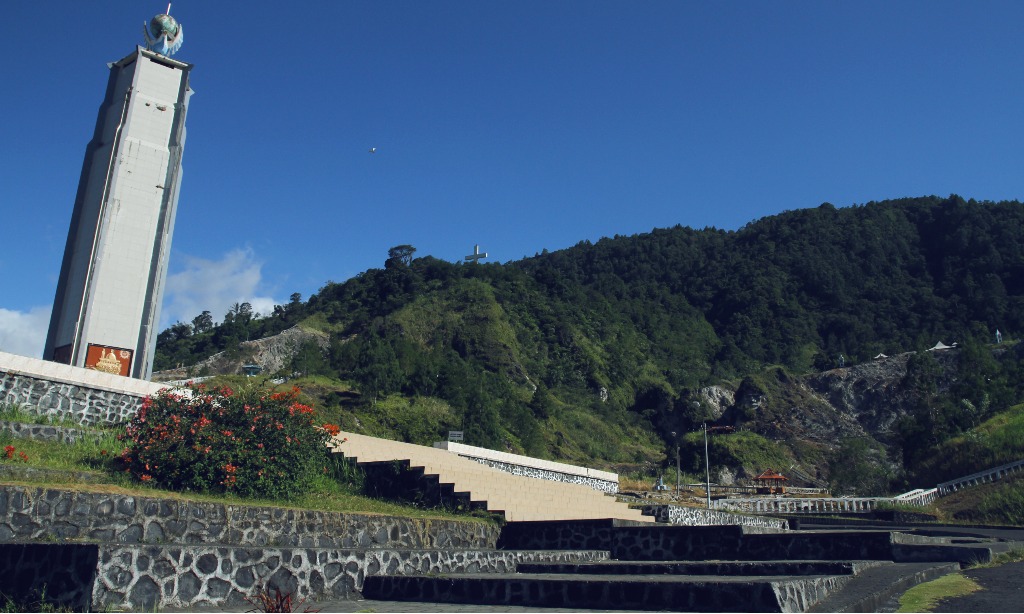 Bukit Kasih, Destinasi Wisata Ikon Toleransi Di Minahasa
