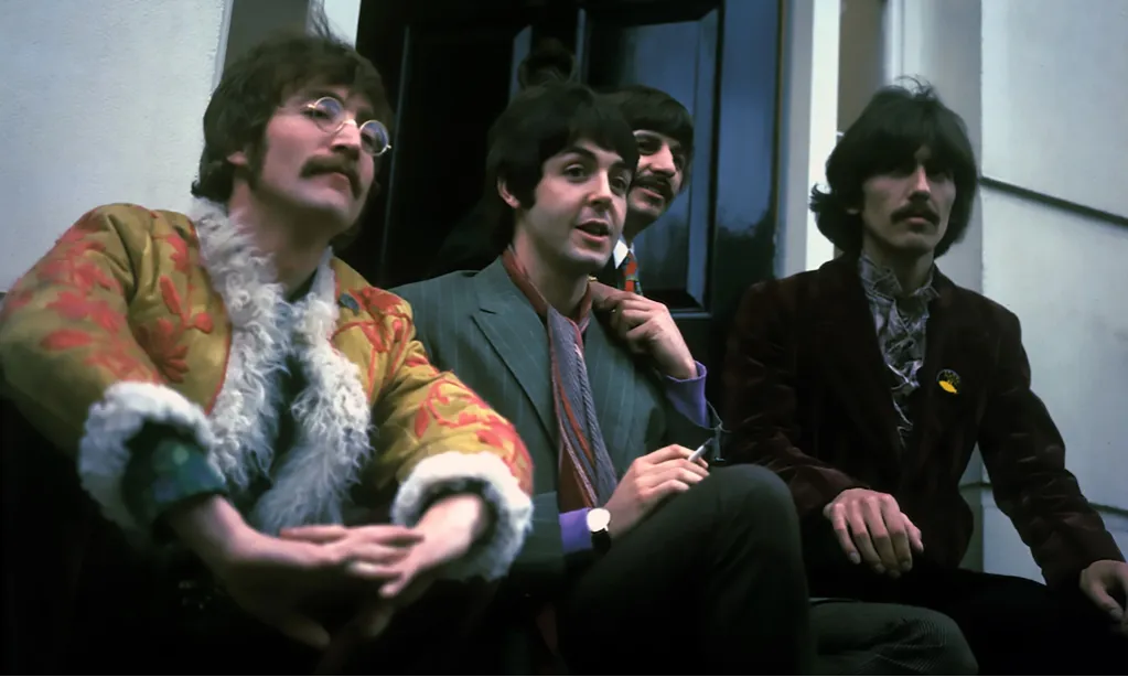 The Beatles Rilis Lagu “Now And Then” Dengan Suara John Lennon