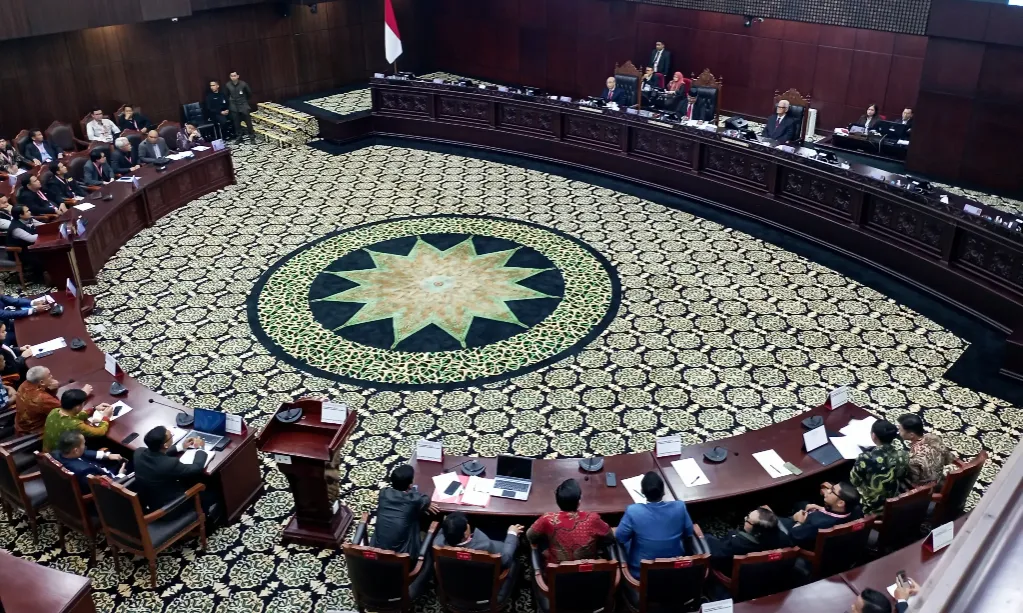 PDIP Usul Permanenkan MKMK