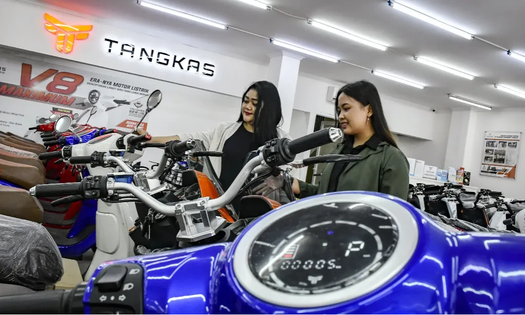 Bank Mandiri-AEML Dorong Percepatan Adopsi Kendaraan Listrik RI