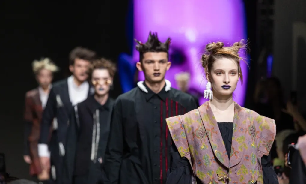 Jenama Lokal AL.Dri.E Tampil Di BRICS+ Fashion Summit Rusia